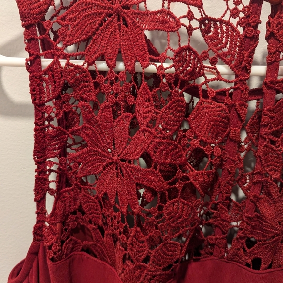 1X Knee Length Red Dress - Picture 4 of 4